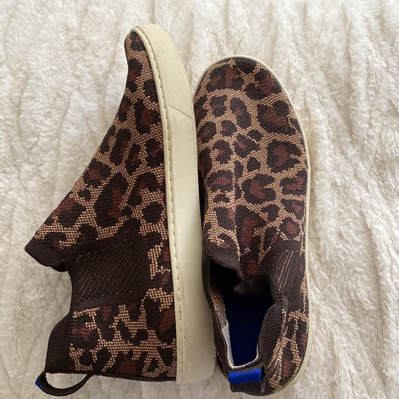 Rothy’s great condition leopard Chelsea boot size 11 - Picture 2 of 4